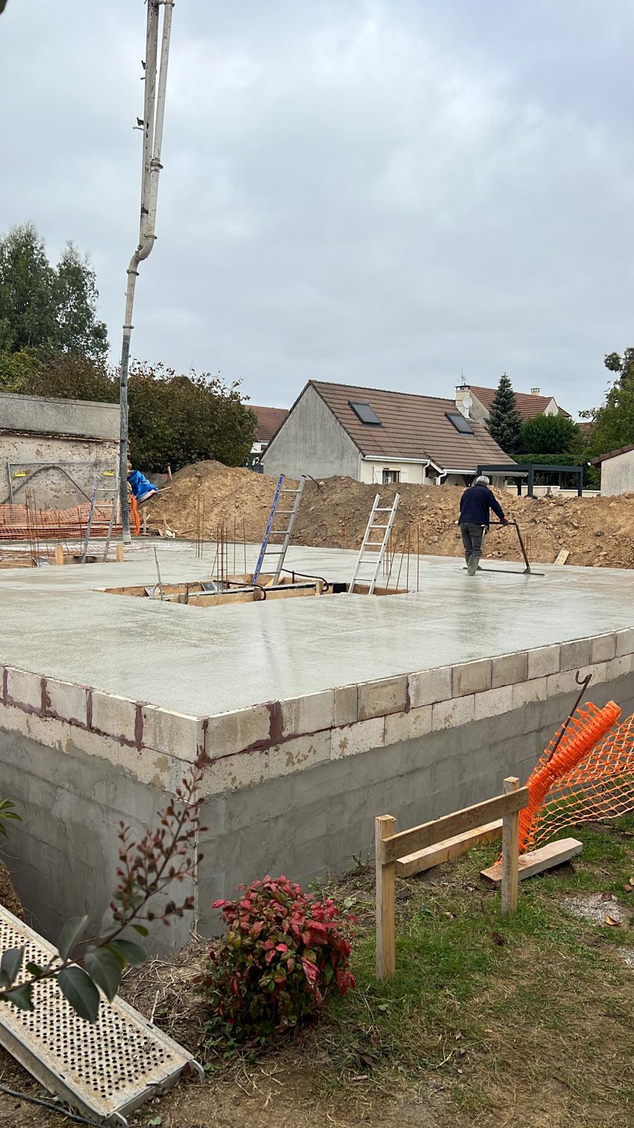 Dalle béton lissée terminée chez particulier
